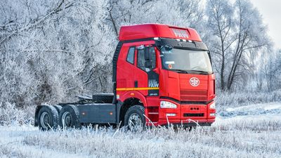 Седельный тягач FAW J6 CA4250 6Х4 EURO 5