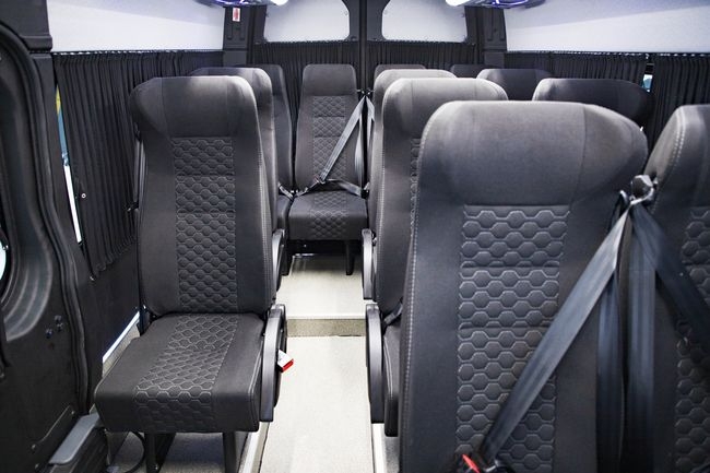 DONGFENG K33-5661 цельнометаллический пассажирский фургон