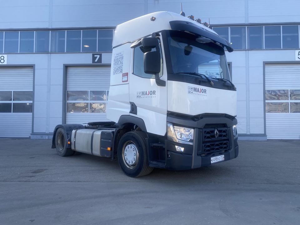 Седельный тягач Renault T440